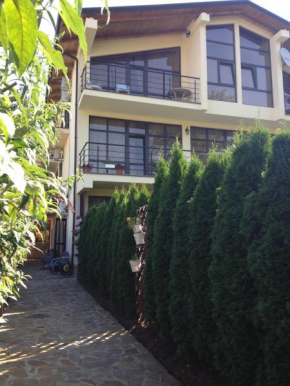 Amalteya Hotel
